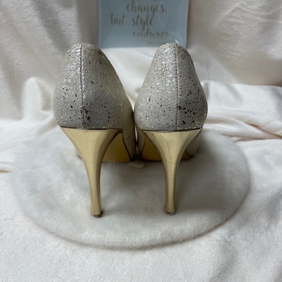 All that Glitters is Gold!! 👠 Sexy Platform Pumps - Picture 4 of 12